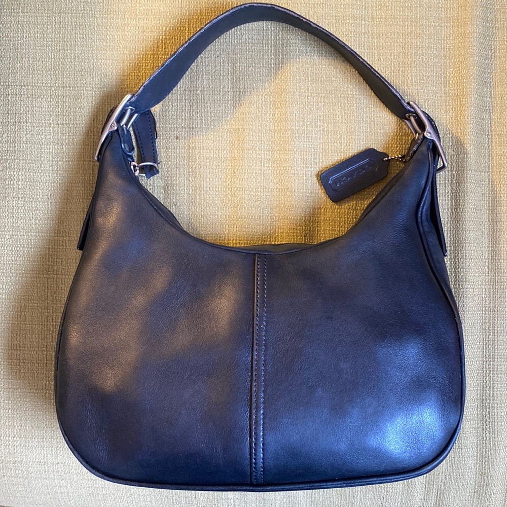 Vintage black leather Coach shoulder bag